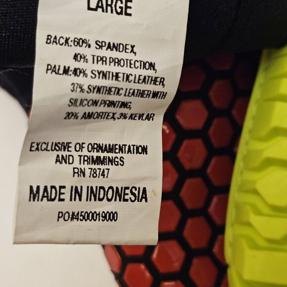 6 pairs of new Westchester RigCat 5 Gloves size L — synthetic leather palm - Picture 8 of 11